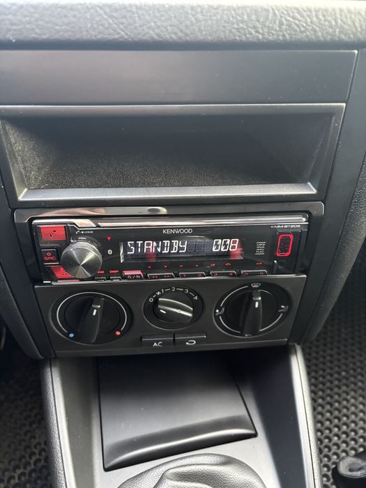 Автомагнітола kenwood knm-bt209