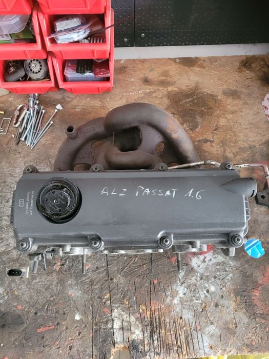Głowica ALZ passat 1.6 benzyna
