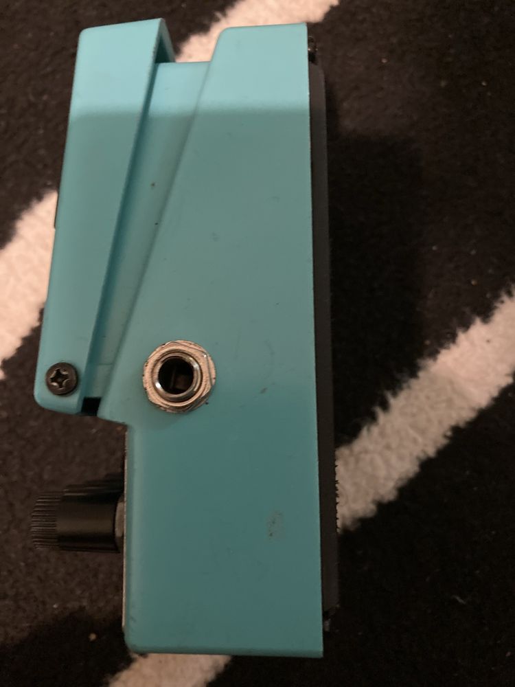 Pedal boss limiter compressor