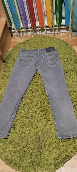 Джинси Levi's, оригінал 
Стан 12/10
Джинси оригінал вдів