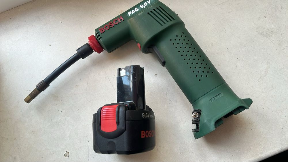 Велосипедный аккумуляторный насос (компрессор BOSCH 9.6v)