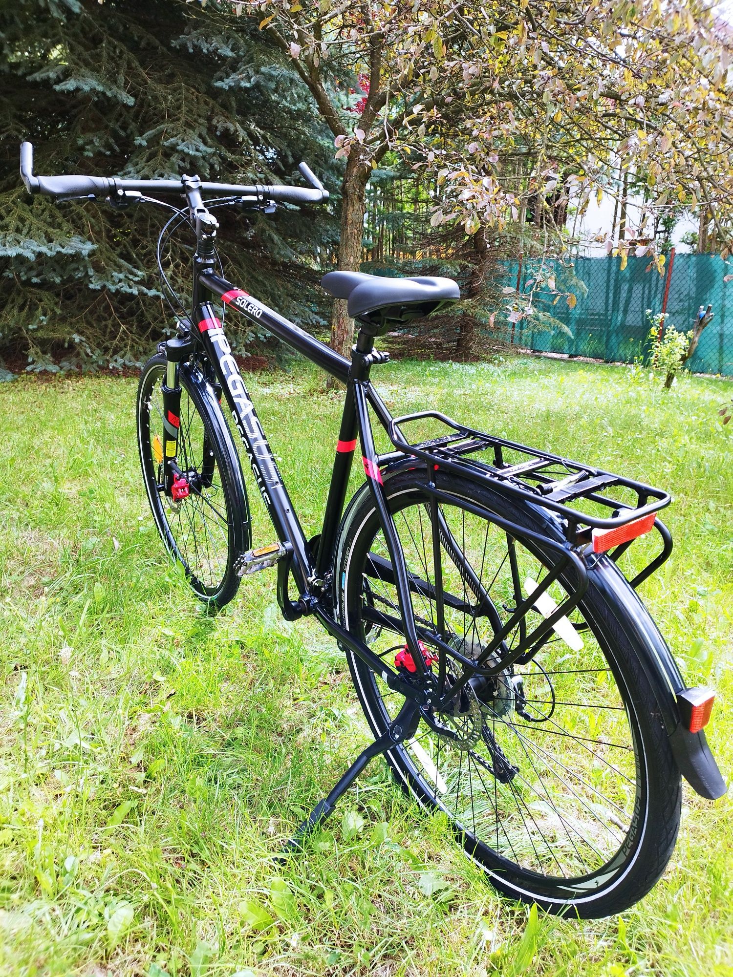 PEGASUS Solero Disc na kołach 28 cali Shimano Deore