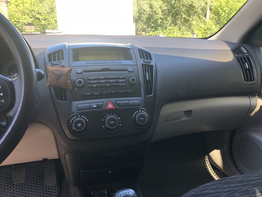 Продам KІА СЕЕD 1.6 CRDI
