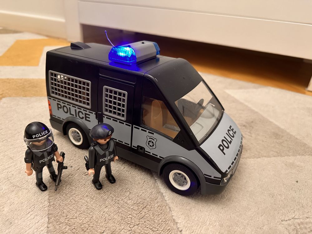 Samochód brygady policyjnej Playmobil