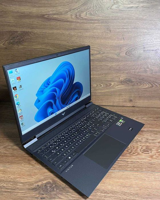 HP Victus Gaming 16-e1055ng\RTX 3050 Ti (4Gb)\Ryzen 5 6600H\16Gb DDR5