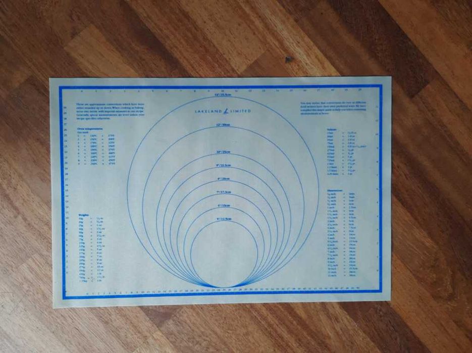 Silikonowa stolnica mata antypoślizgowa do ciasta miary 61x46cm