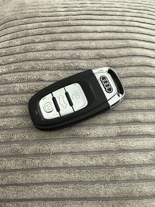 Kluczyk samochodowy Audi a6 c7
