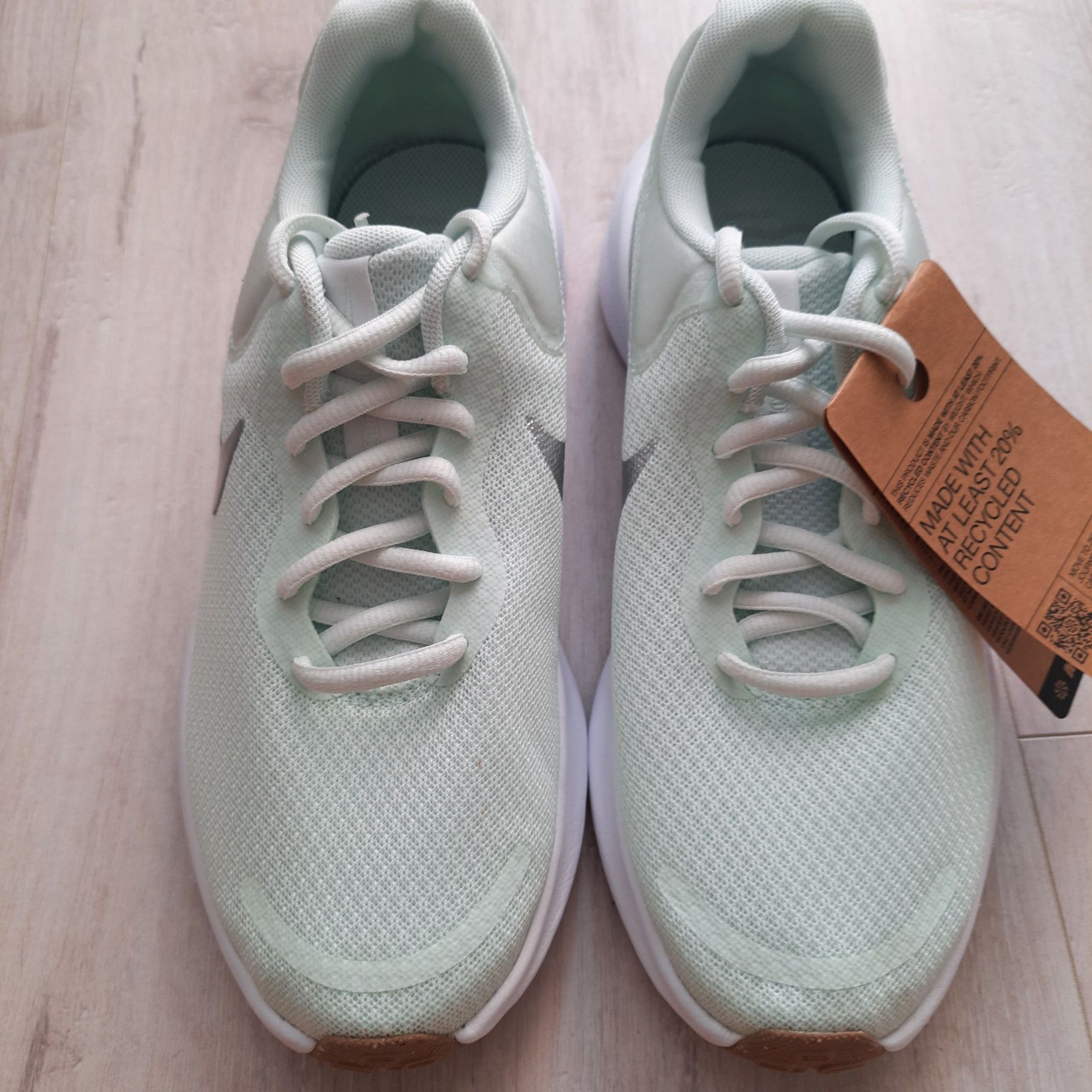 Кросівки Nike Revolution 7 Green FB2208-303