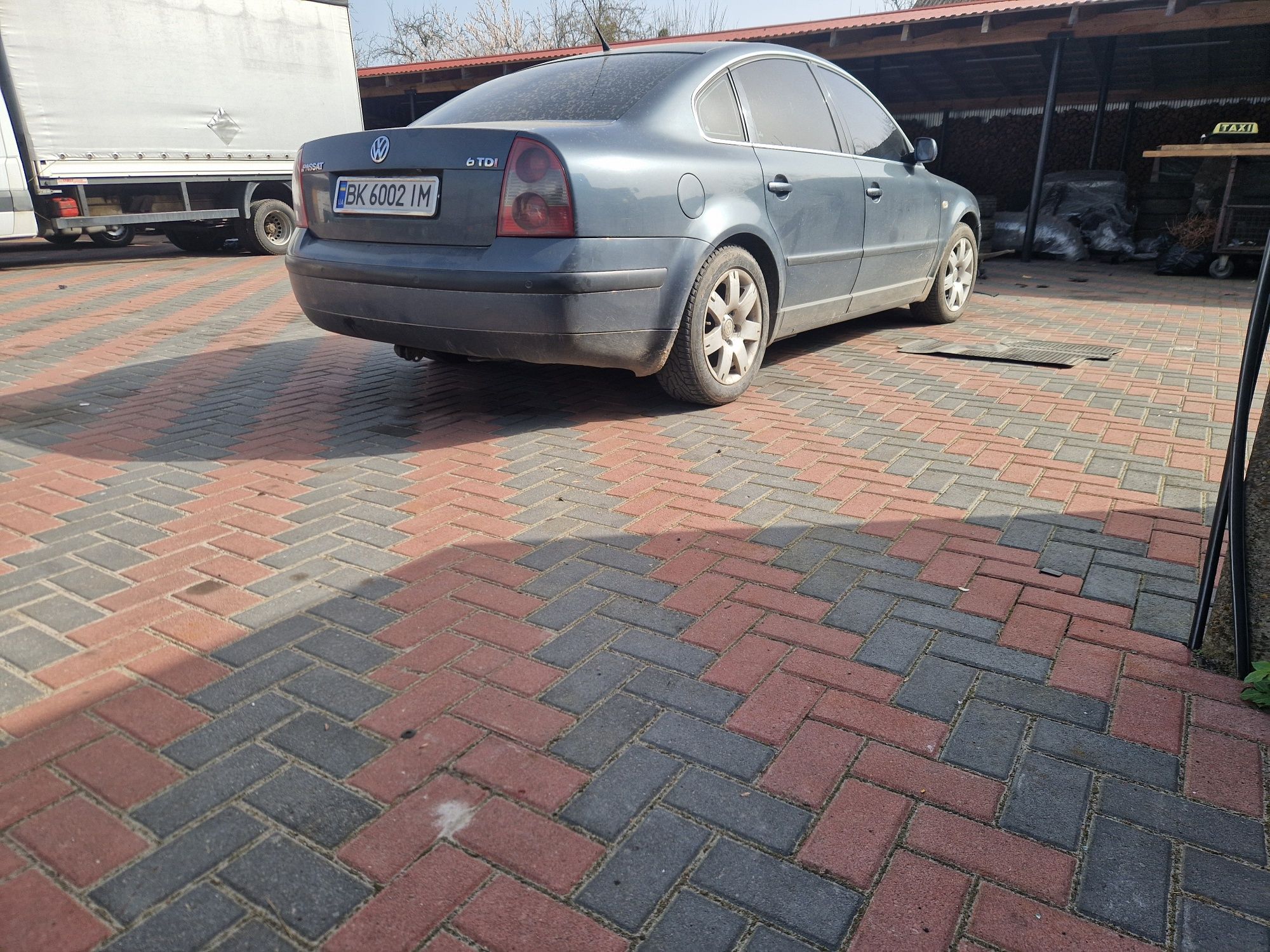 Продам Volkswagen Passat B5 2003 срочно