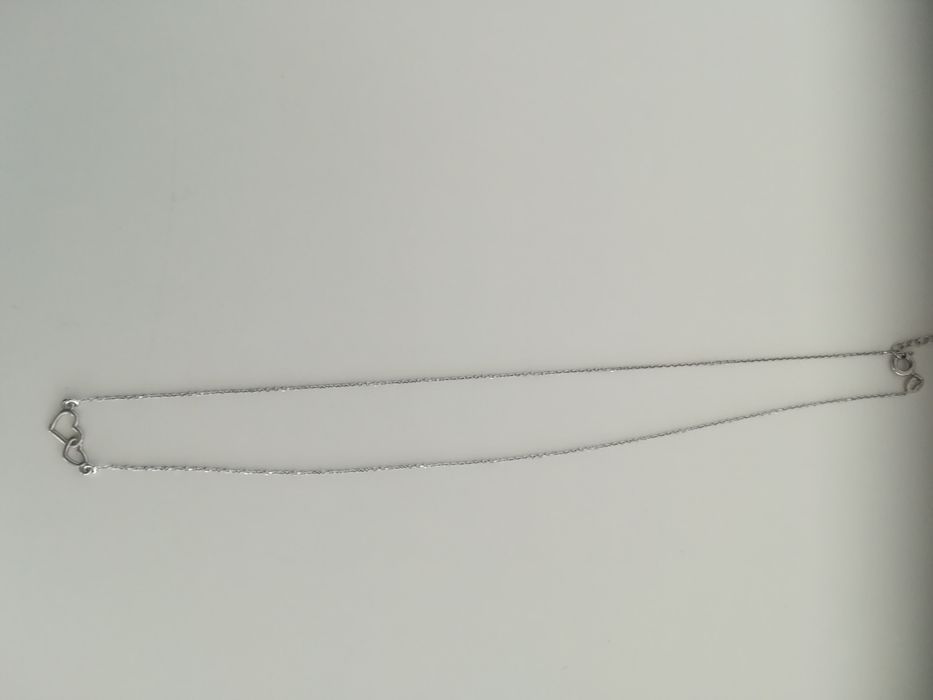 Srebrny łańcuszek próby 925 wraz z zawieszką w postaci serca