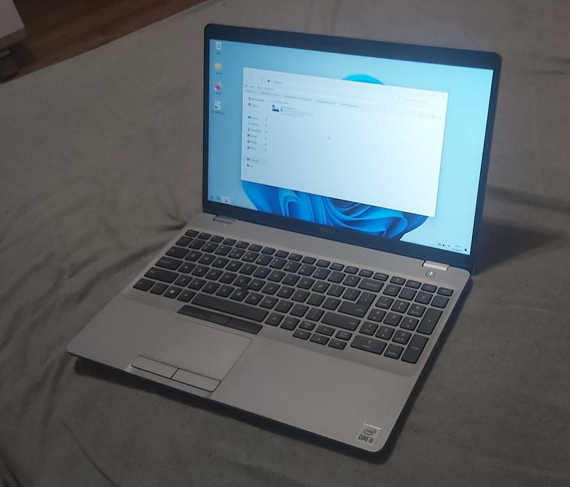 Dell Latitude 5510 i5-10310U 16GB ram 512m2 SSD