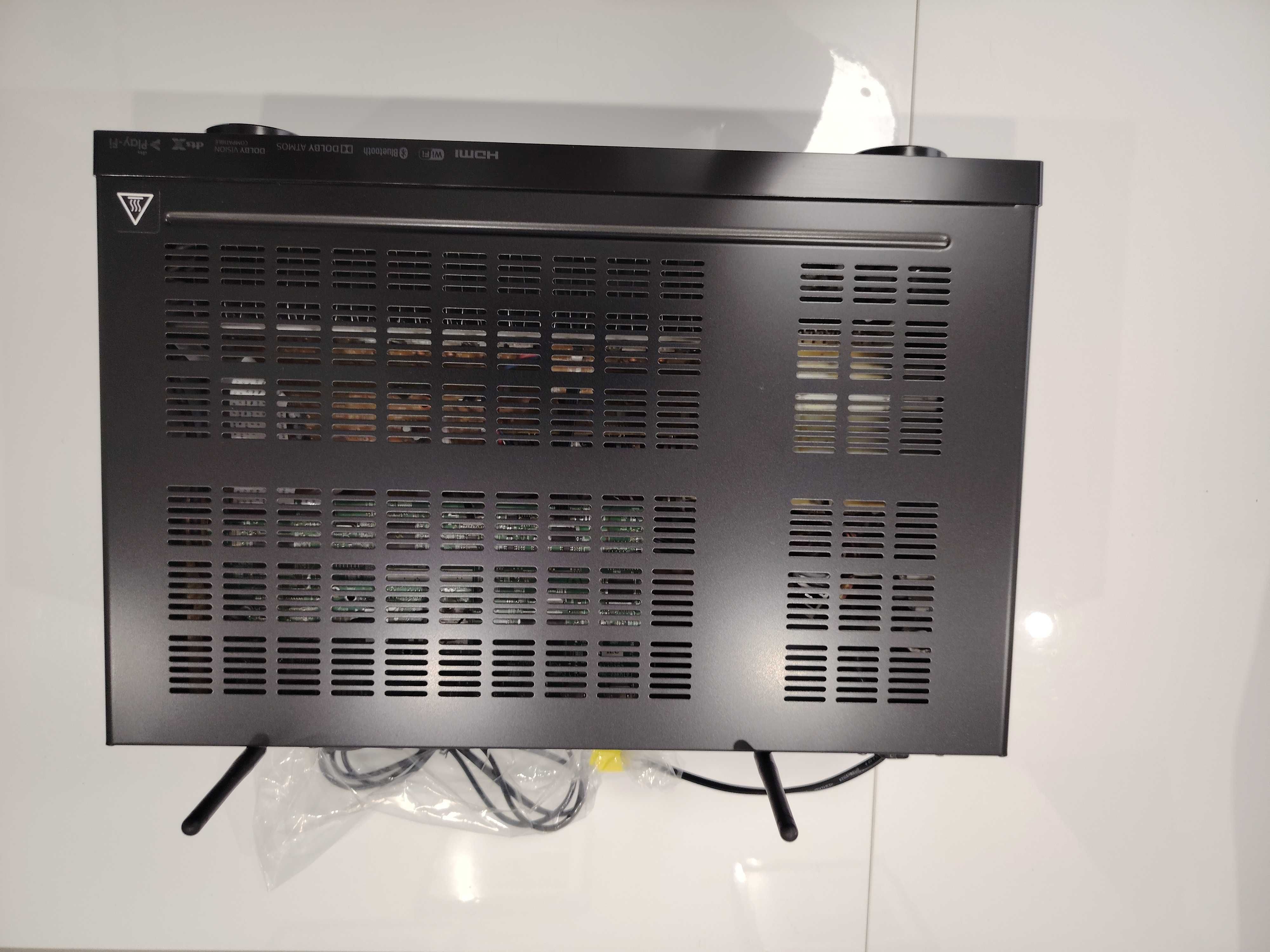Amplituner Pioneer VSX-832