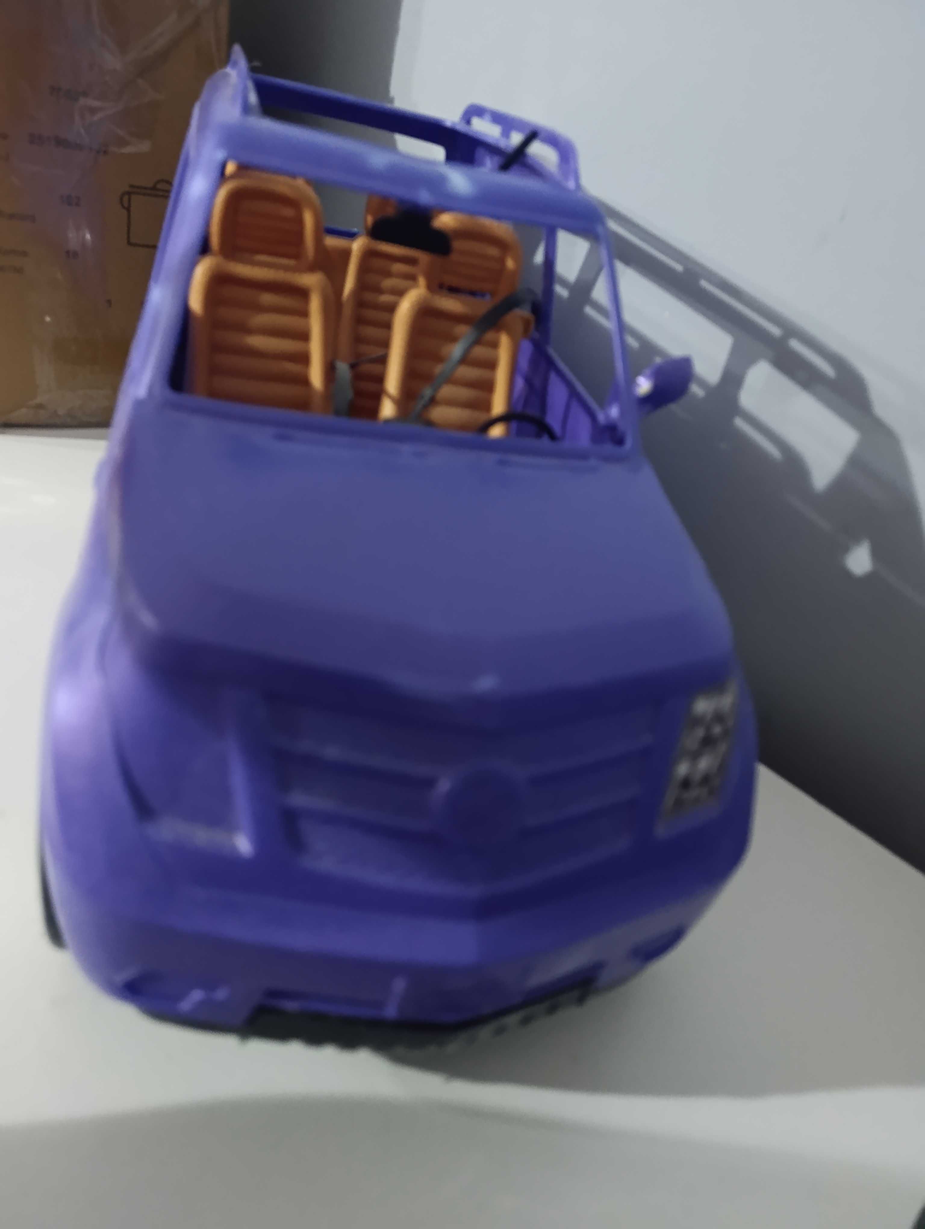 Barbie Mattel samochód jepp