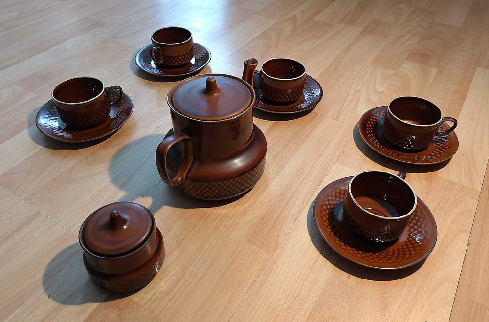 Piękna Polska Ceramika - Dzbanek + 5 filiżanek z lat 70tych