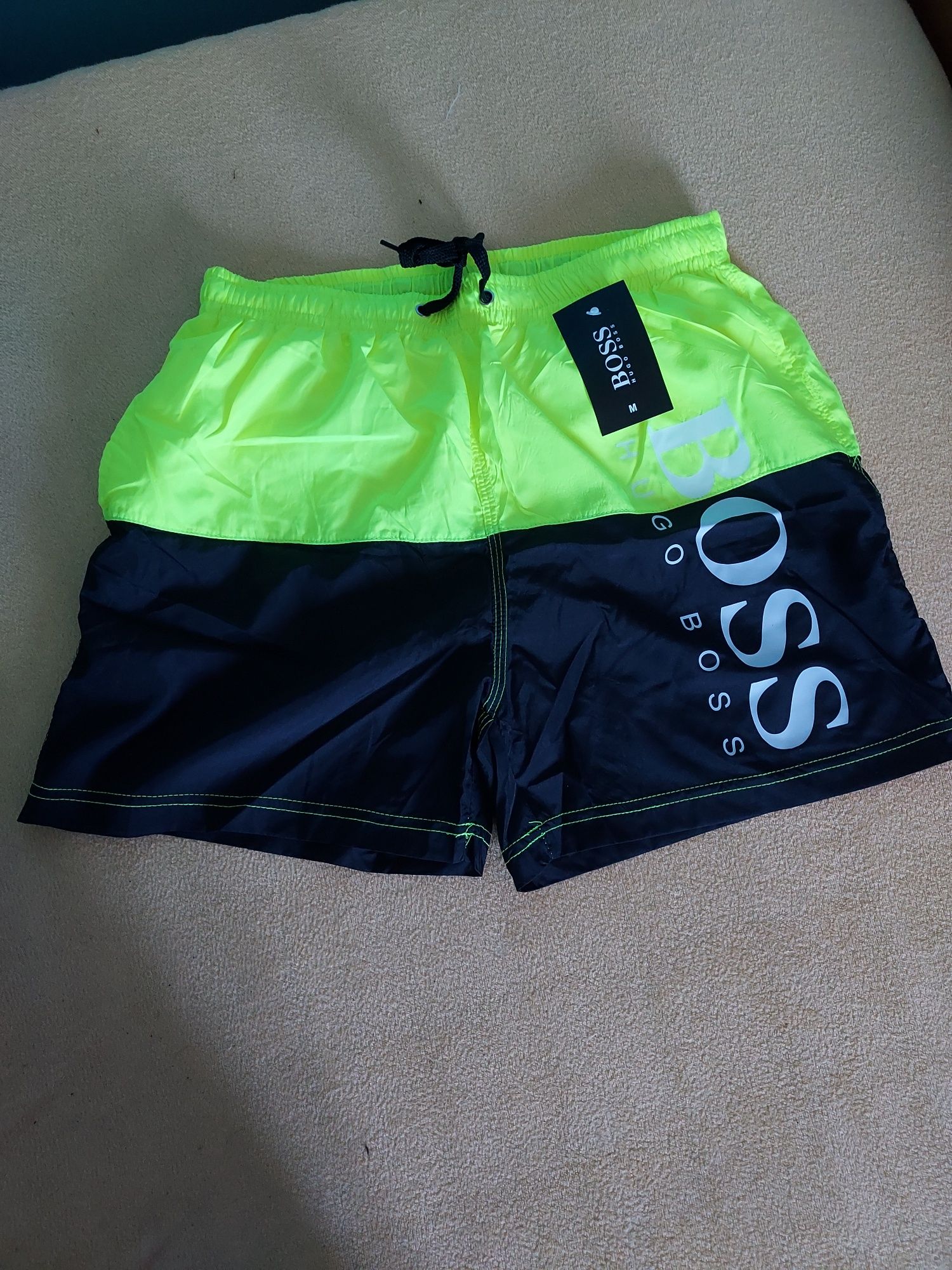 Spodenki. Armani EA7. Hugo Boss. M.L.XL. XXL.