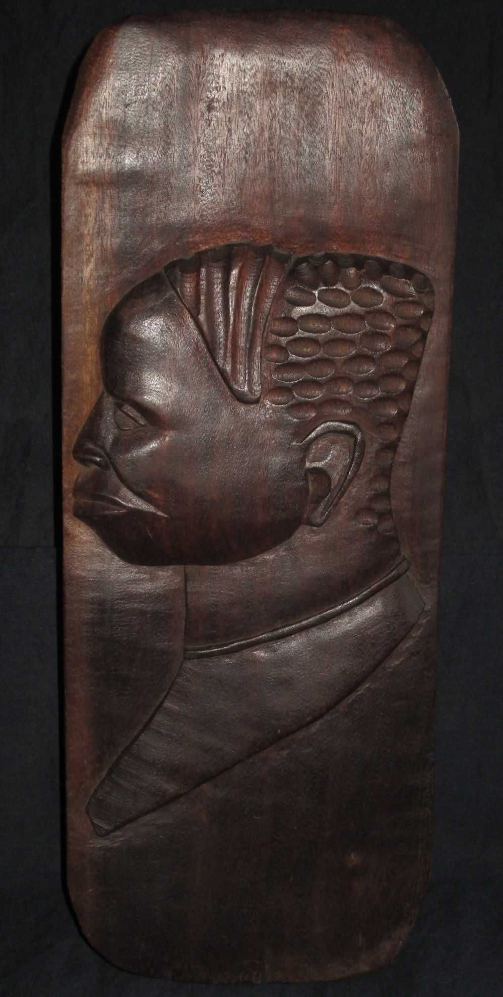 Painel em Madeira Figura Africana