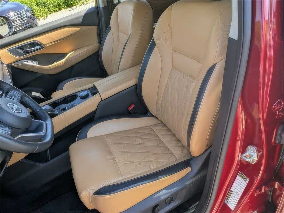 Nissan Rogue Platinum      2022