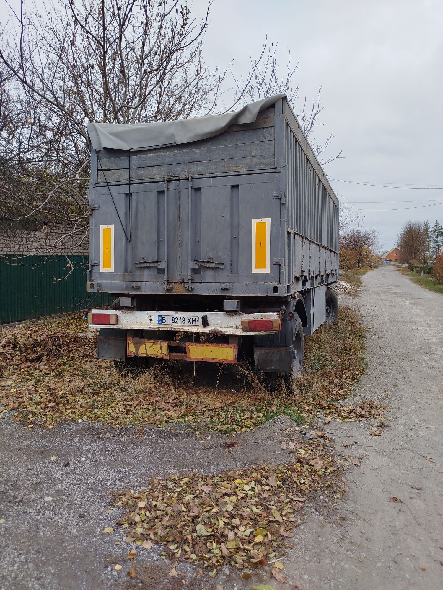 Причіп зерновоз Krone BDF