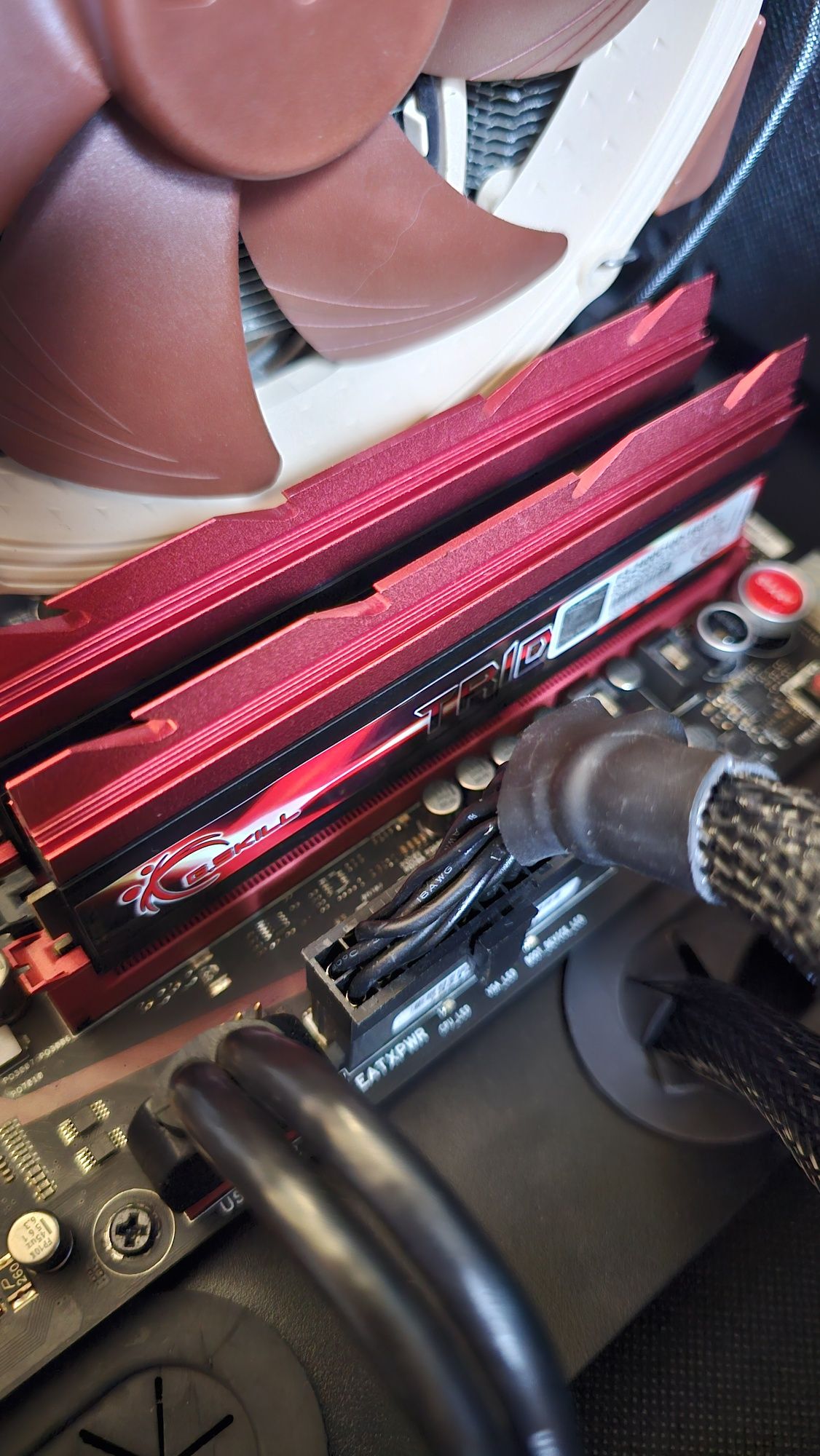 Asus ROG Maximus VII Hero + i7 4790k + 16gb G.Skill + Seasonic GX-550