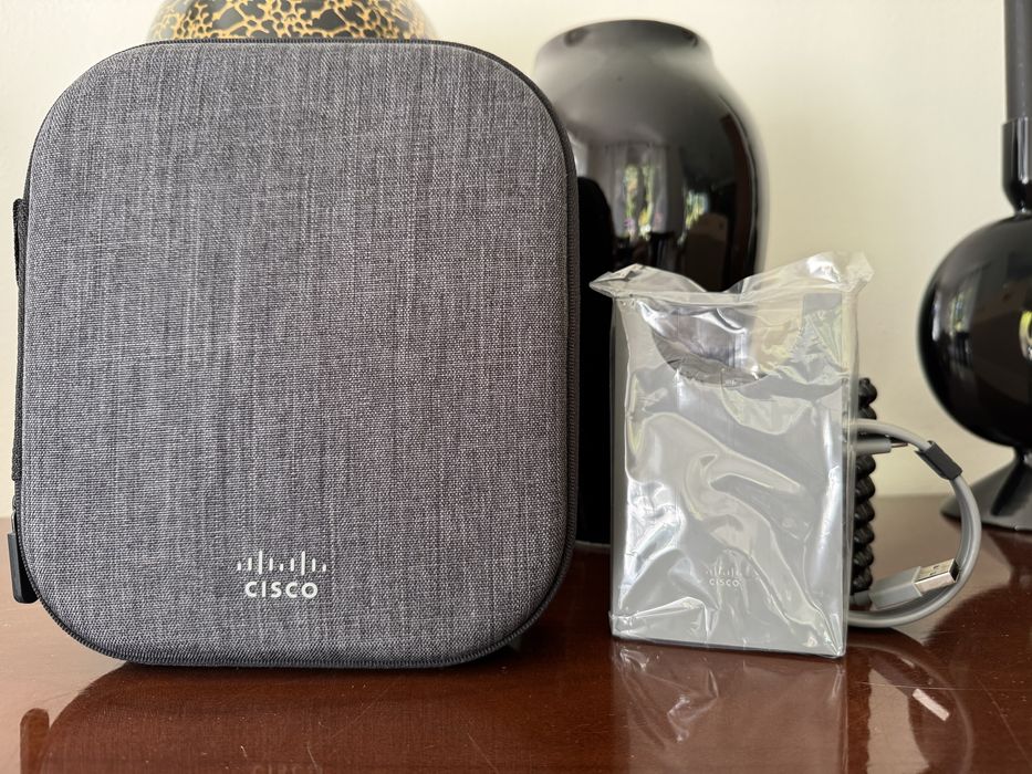 NOWE Słuchawki bezprzewodowe Cisco Headset 730, ANC, Bluetooth, Stacja