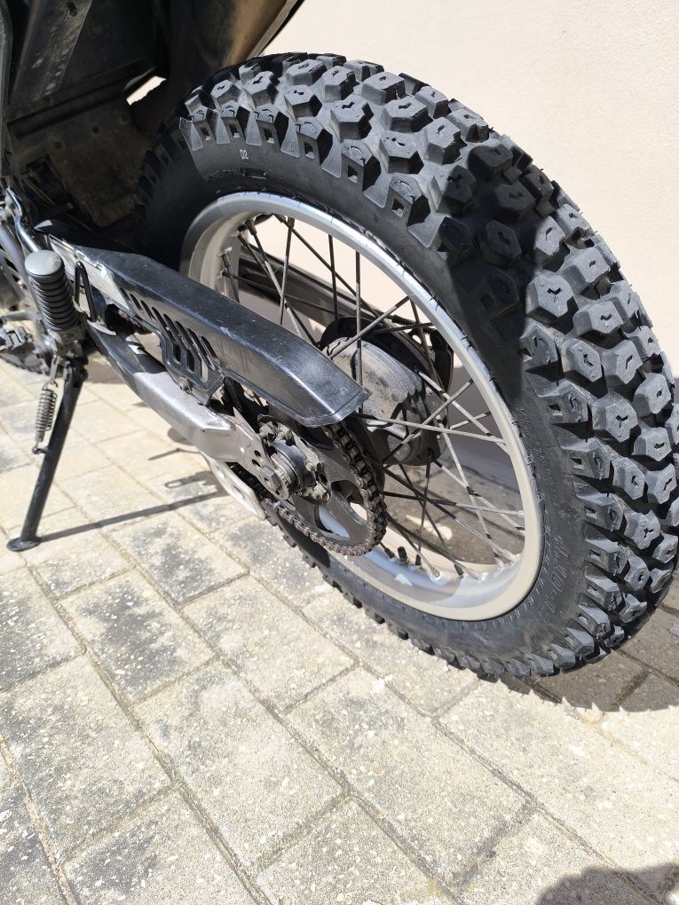 Yamaha XT 350 (3YT)