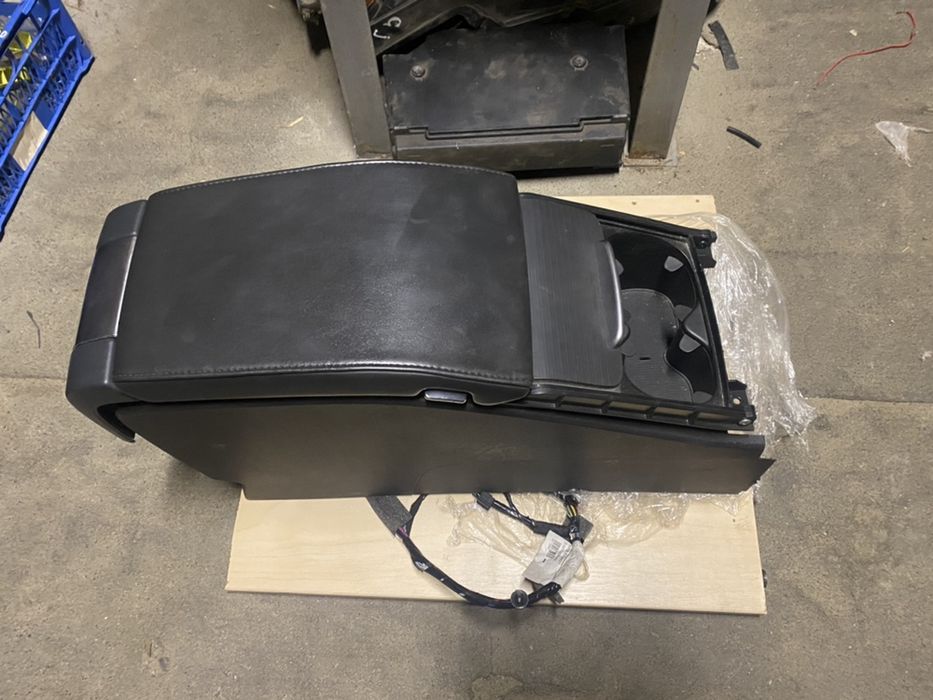 Подлокотник барадачек Volvo S80 II 2007-2013