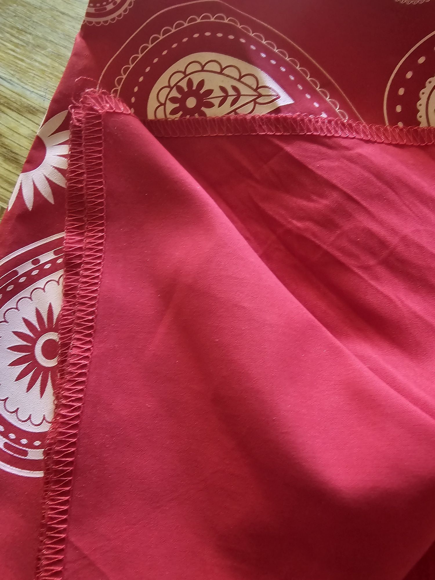 DKMS chudtka bandana czerwoną 28x28 cm