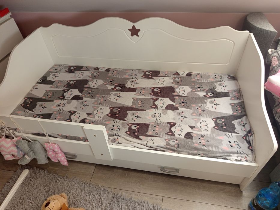 Łóżko dziewczece jak nowe 160x80