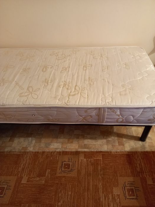 Продам металическую кровать с матрасом Венетто 90×190