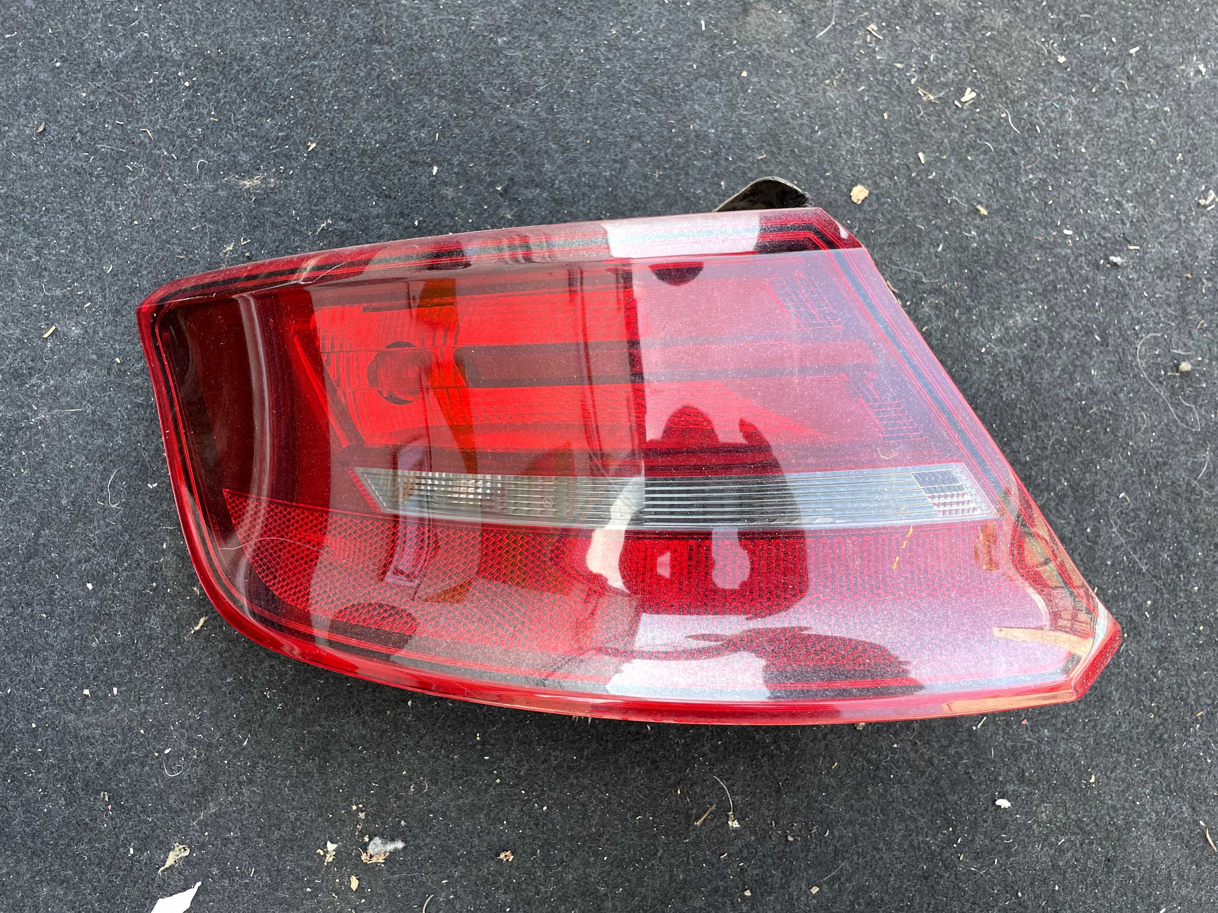 AUDI A3 8v SPORTBACK kompletna tylna lampa lewa  EUROPA