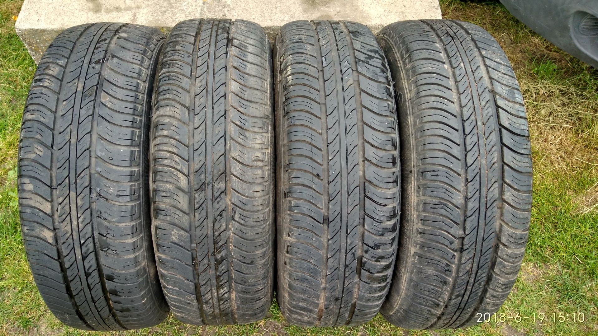 Alufelgi 14 cali + Opony 185/65R14 VW Opel