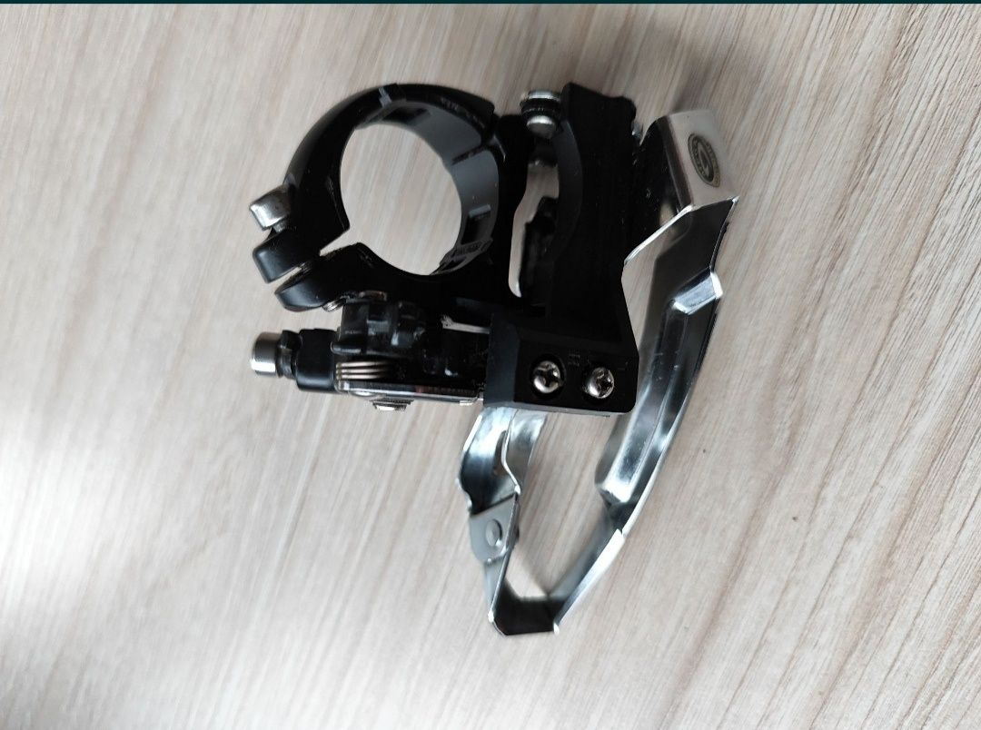 Przerzutka przednia Shimano Deore XT