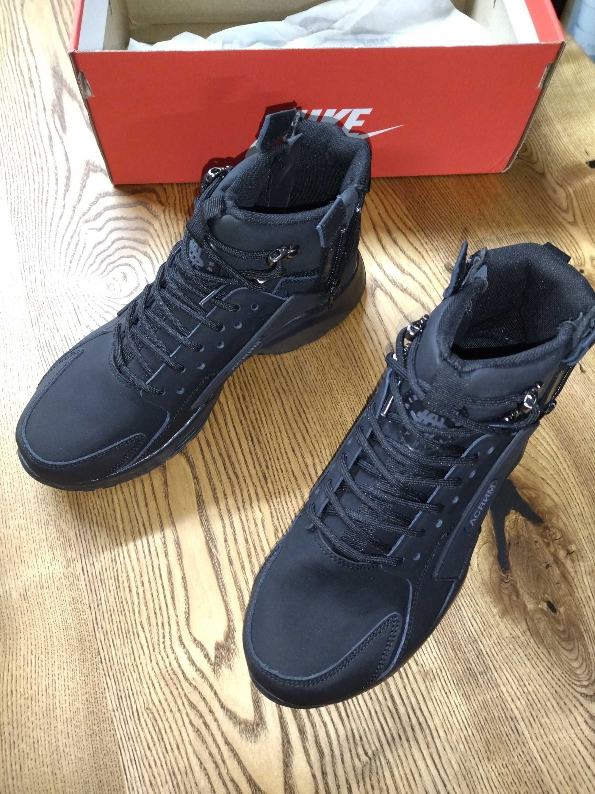 Чоловіче зимове взуття Nike Huarache Acronym
