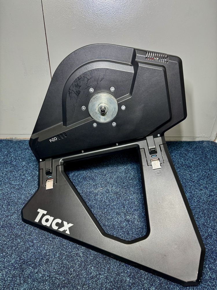 Смарт-станок Tacx Neo | Автономна робота | Повний комплект | Zwift