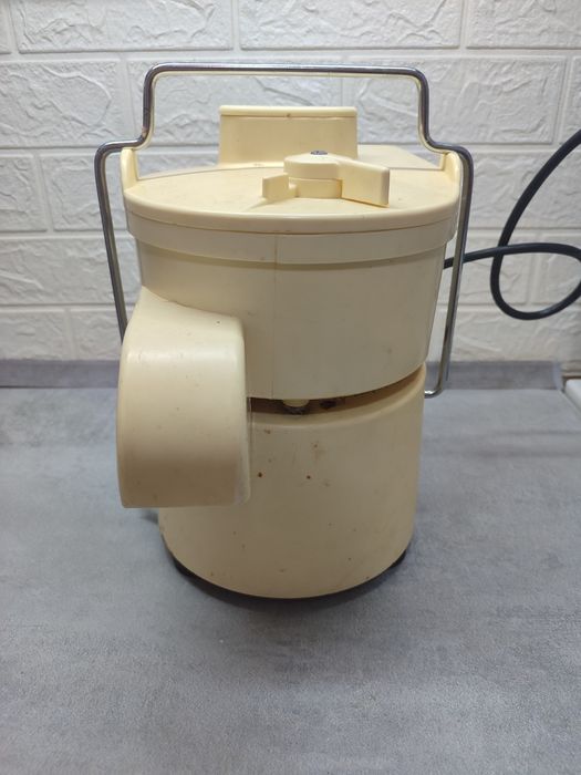 Соковыжималка росинка електрична робоча