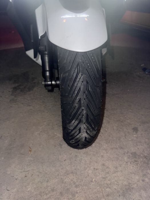 Honda Forza 350 com extras