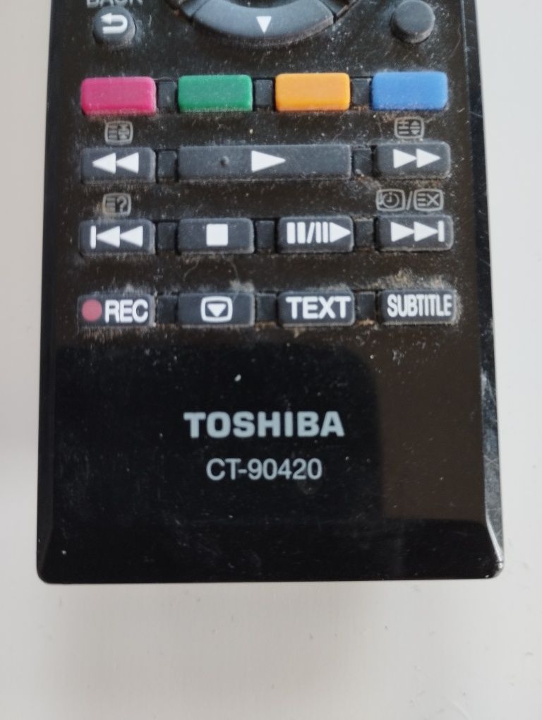 Telewizor Toshiba 32'' z pilotem - uszkodzony