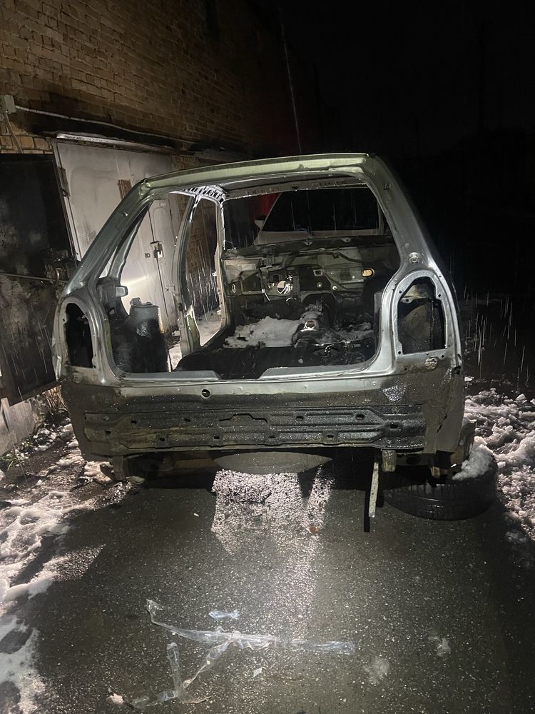 Кузов volkswagen pointer 2005р.