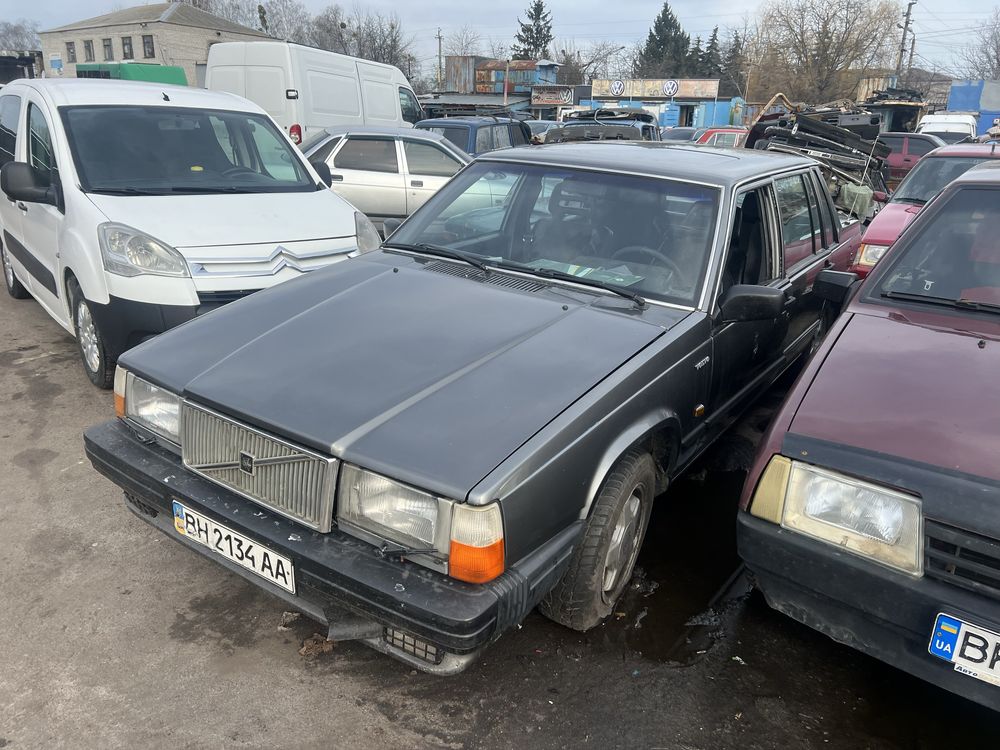 Разборка Volvo 740 88 Рік 2.3 бензин