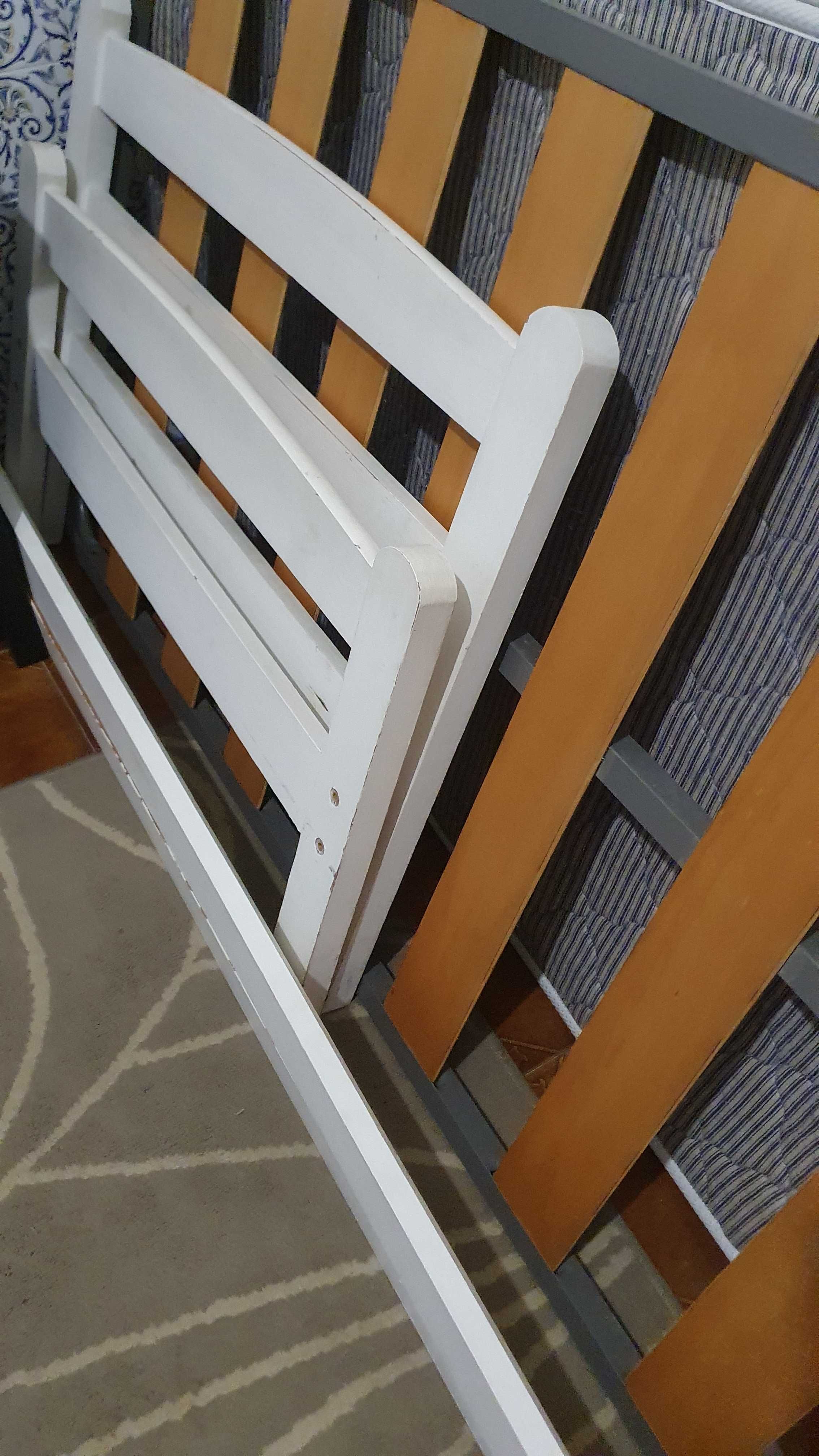 Cama de corpo e meio