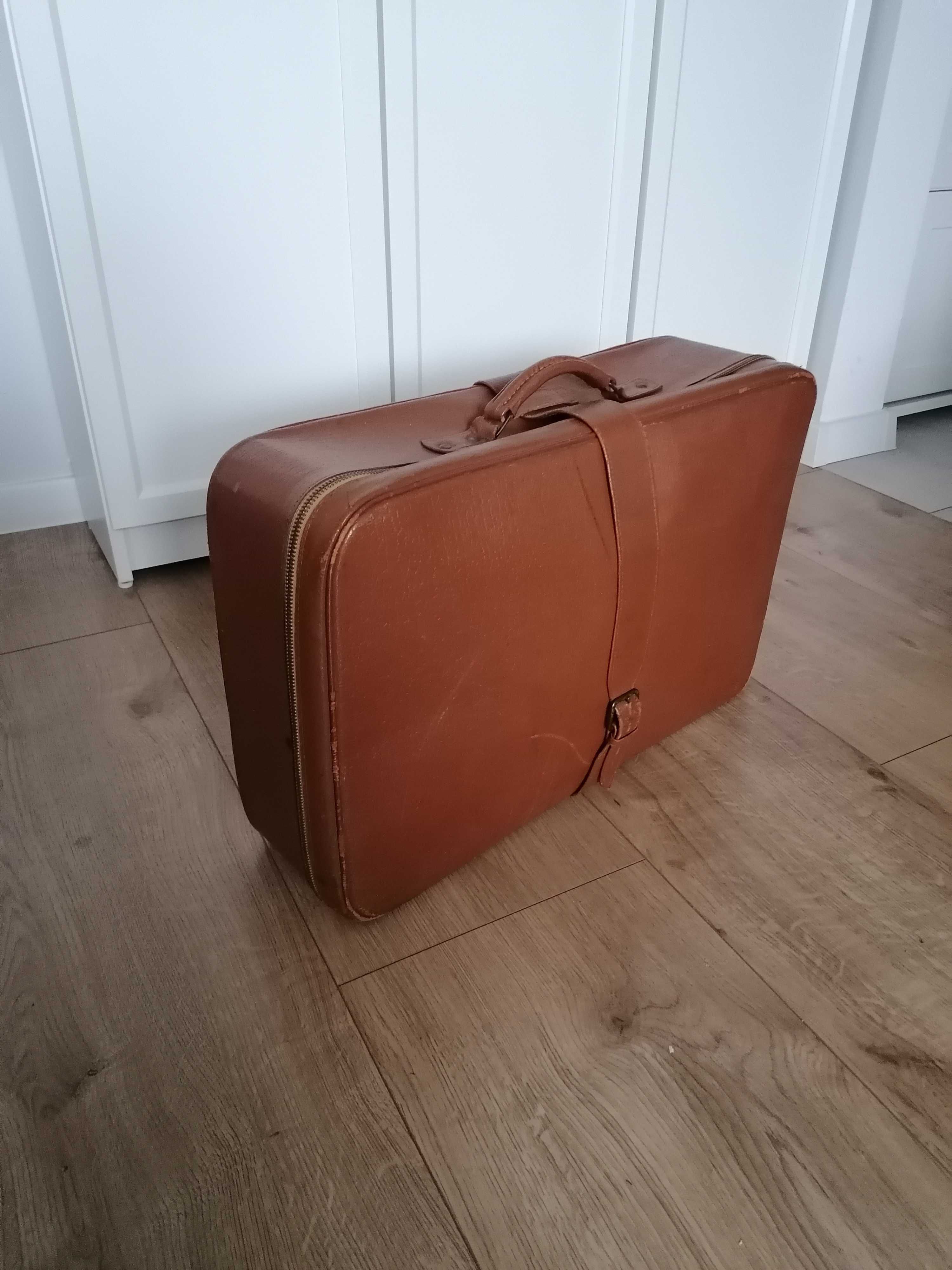 Walizka stara skórzana brązowa kufer vintage prl