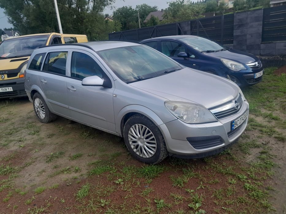 Продам Opel Astra H Універсал!!!