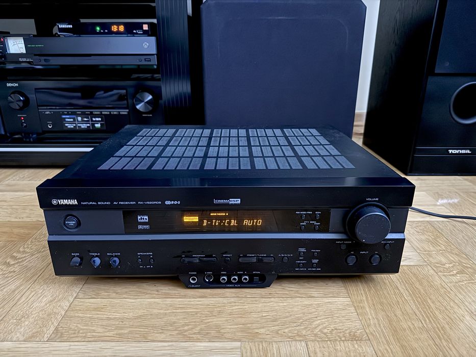 Amplituner Yamaha RX-V520RDS