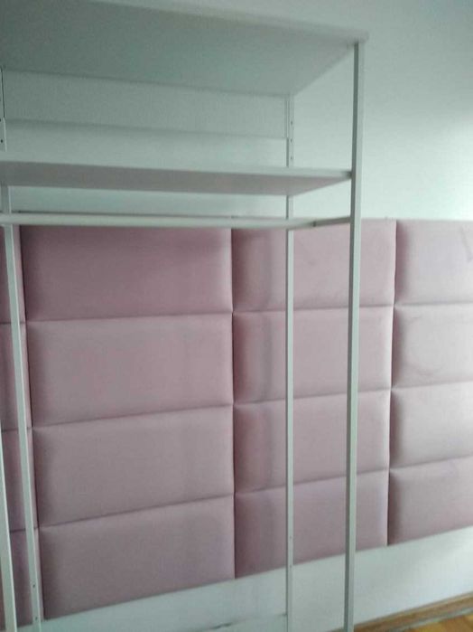 Metalowa, biała szafa szkieletowa ikea, z drążkiem, regulowane nóżki