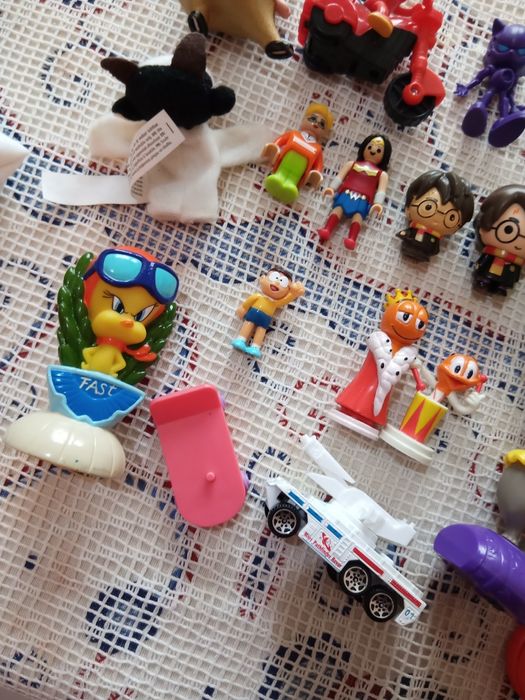 Lote de bonecos 5€