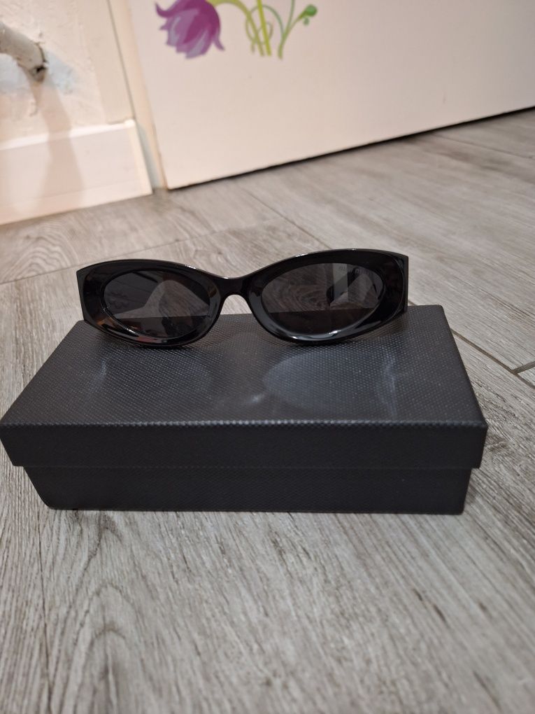 Miu miu okulary przeciwsłoneczne