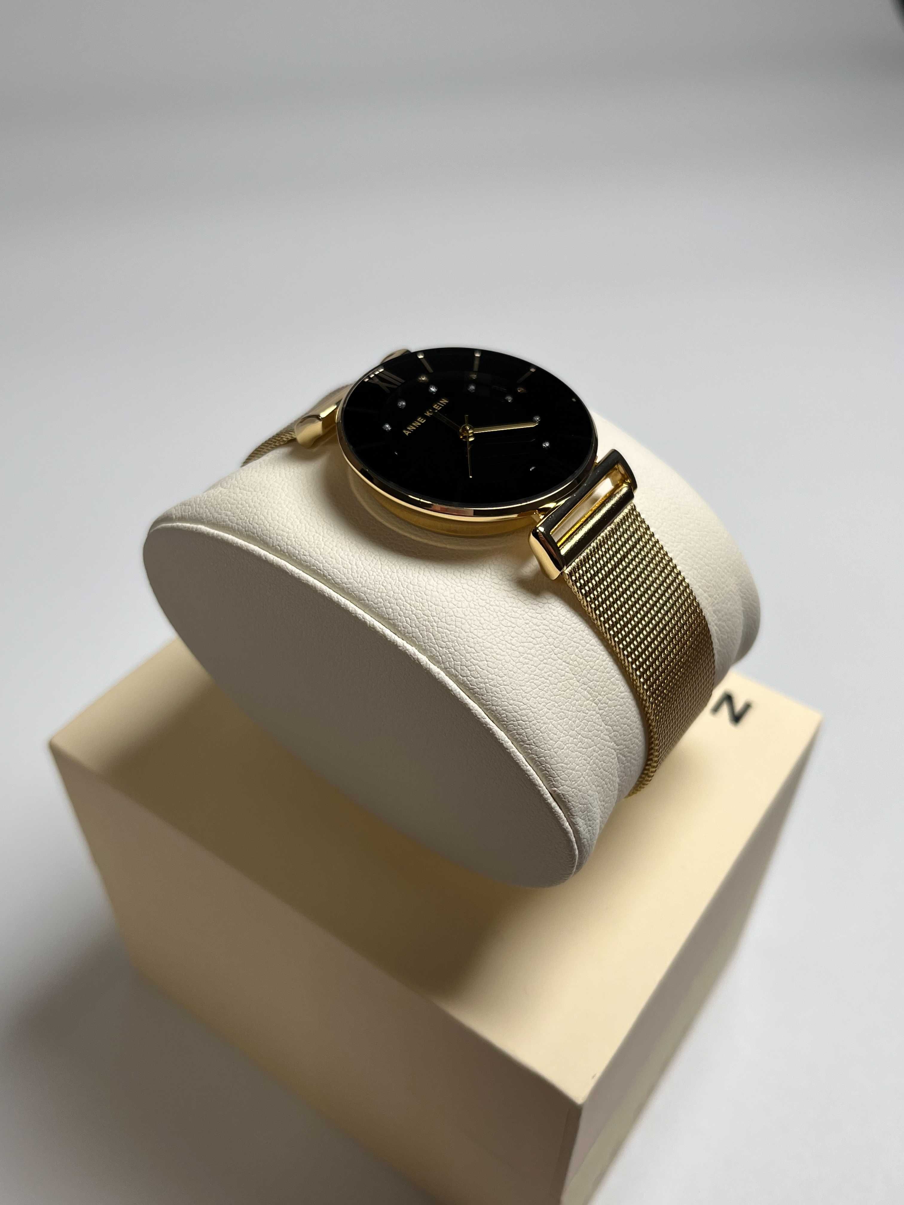 Годинник Anne Klein AK/3780BKGB, золотистий круглий годинник, часы