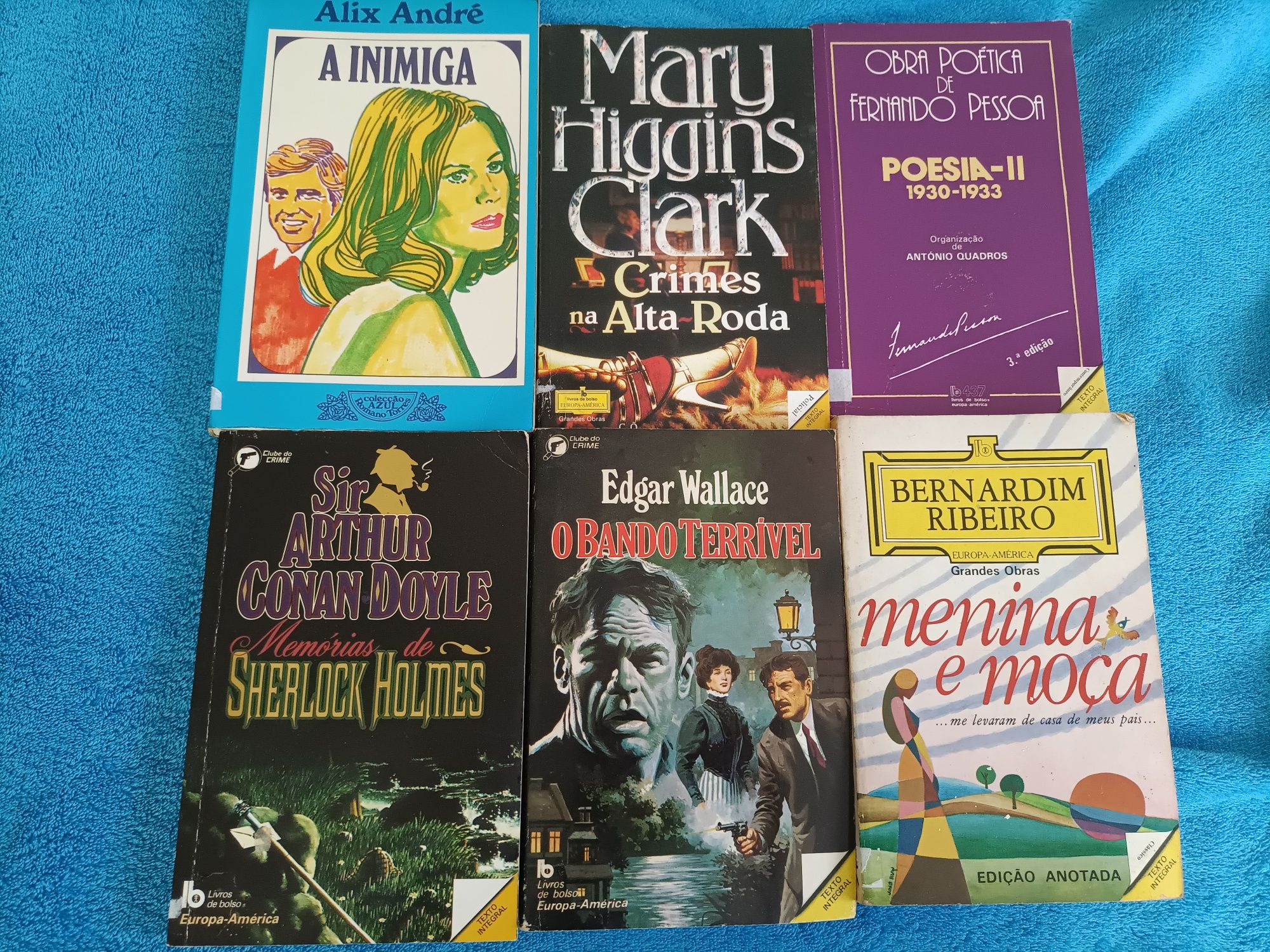Livros antigos vários 1€ cada