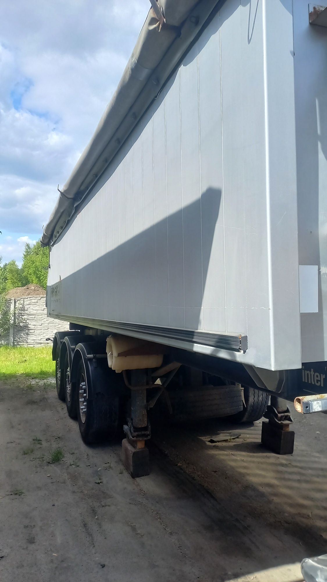 Naczepa inter cars 28m3