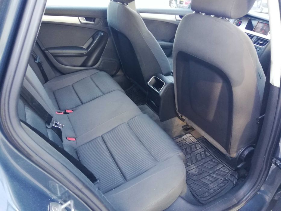 Audi A4 2.0 Benzyna 180KM klima import europa niski przebieg